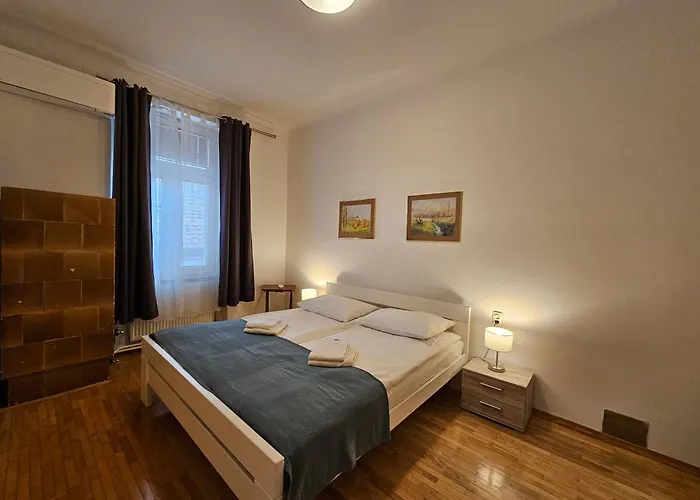 Charming Apartment Laura Tour As Ljubljana By Town Hall